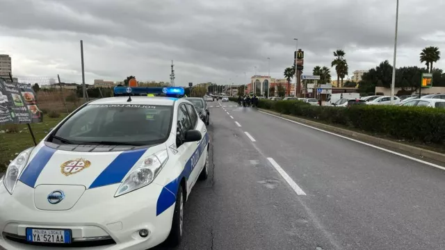 Youtg Net Cagliari Travolto Da Un Auto In Via Peretti Giovanissimo