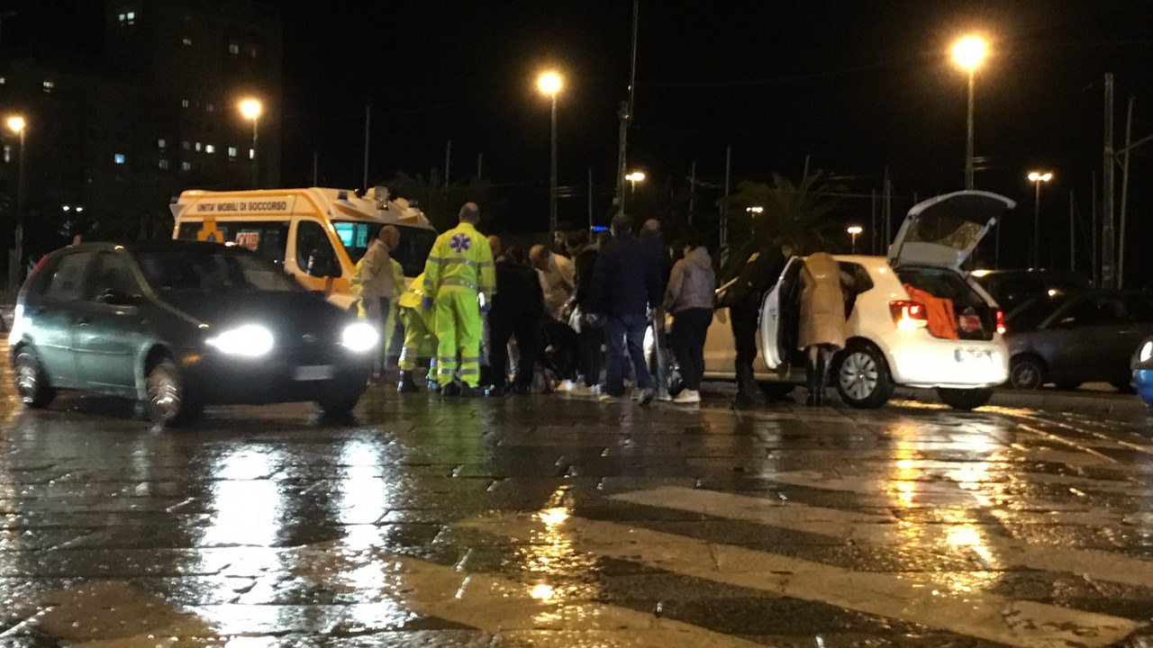Donna Investita Via Roma