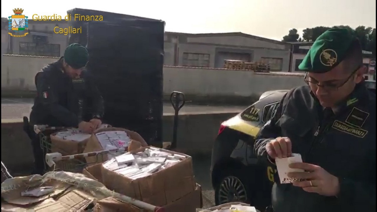 Guardia Di Finanza Sequestro Cinesi