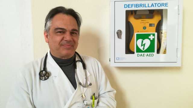 Roberto Solinas DEFIBRILLATORE