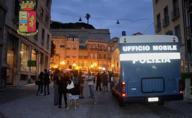 Camper Polizia Corso Vittorio Emanuele