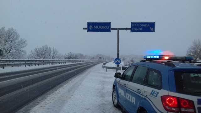 Polizia Stradale Fonni Neve