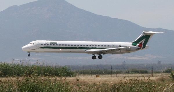 Alitalia Aeroporto Elmas