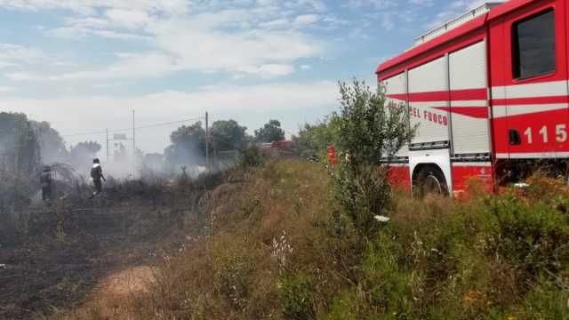 Vigili Del Fuoco Elmas Incendio