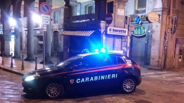 Carabinieri Via Roma Notte