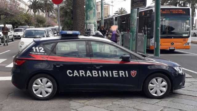 Carabinieri Via Roma Retouch