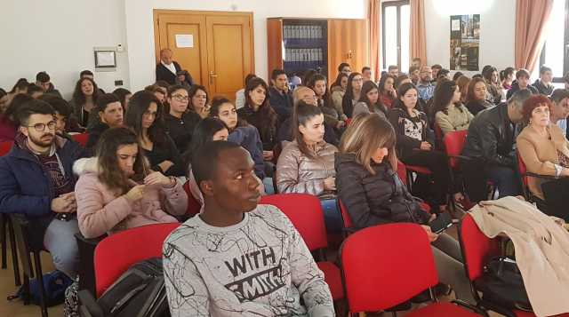 INCONTRO IMMIGRAZIONE ISILI
