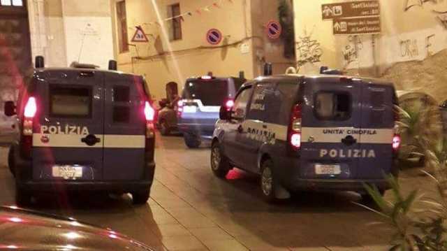 Polizia Alla Marina Cagliari