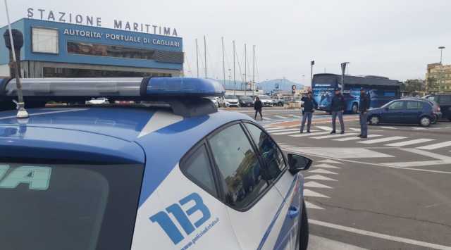 Polizia Porto Cagliari