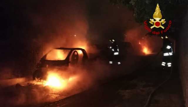 Auto Incendiata Ca