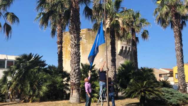 Il Sindaco Lutzu Issa La Bandiera Blu 2