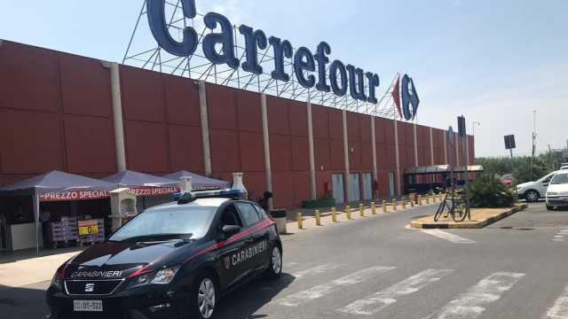 CARREFOUR CC LE VELE