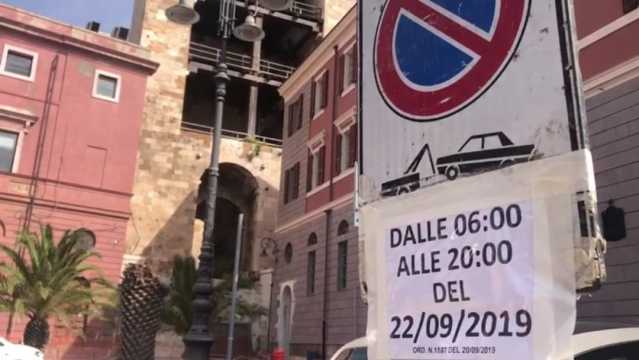 Divieti Di Sosta Castello