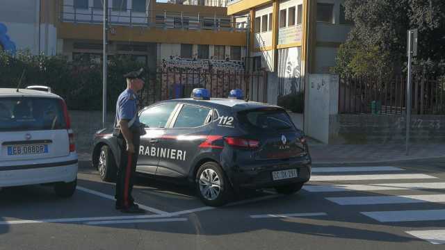 Carabinieri Furto Scuole