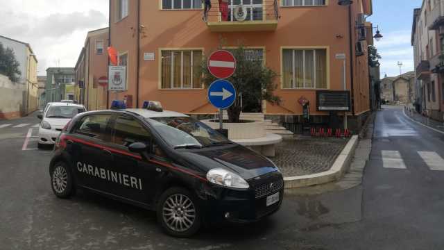 CARABINIERI IGLIESIAS TAGLIATA 