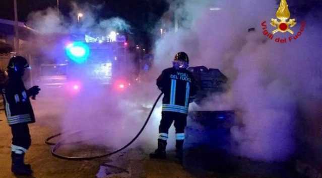 Incendio Auto Seno