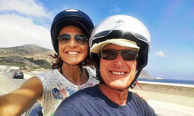 Laura E Luciano