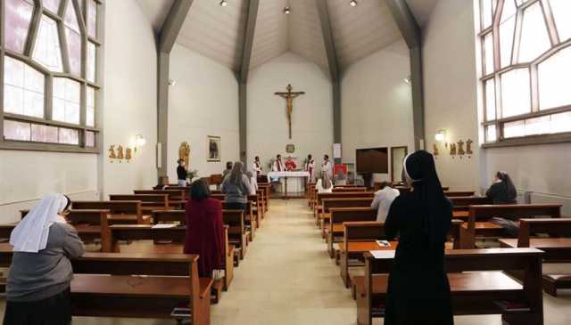 Chiesa Interno Fedeli