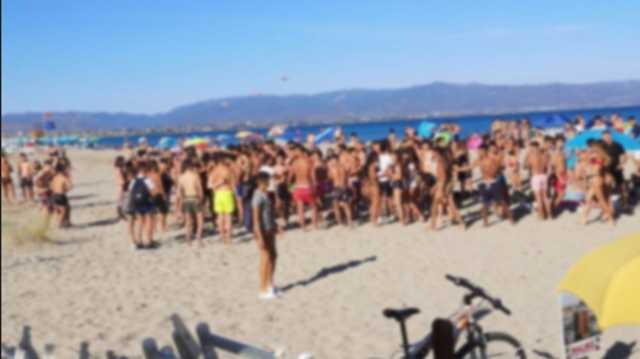 Assembramento Poetto Tagliata