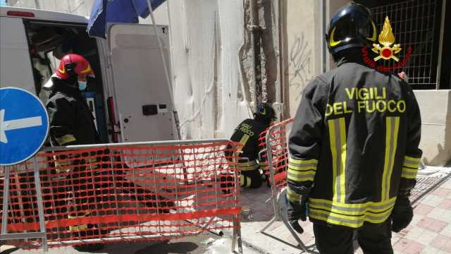 Vigili Del Fuoco Via Adige