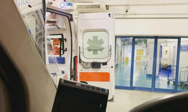 Brotzu Ambulanza Dentro