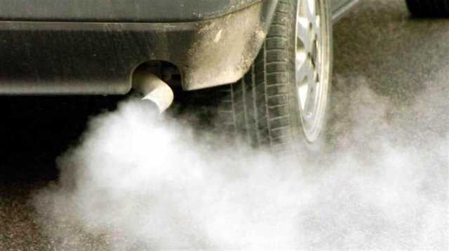 Il Regno Unito dal 2030 mette al bando le auto diesel e a benzina 
