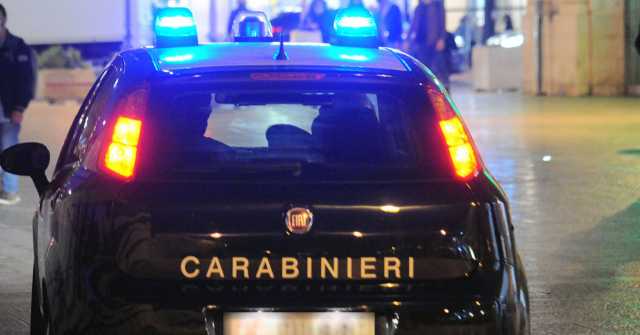 Auto Dettaglio Piazza Carabinieri