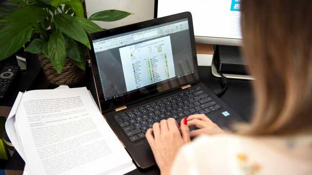 Imagoeconomica 1518149