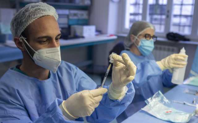 Vaccini Ospedale Dosi Somm