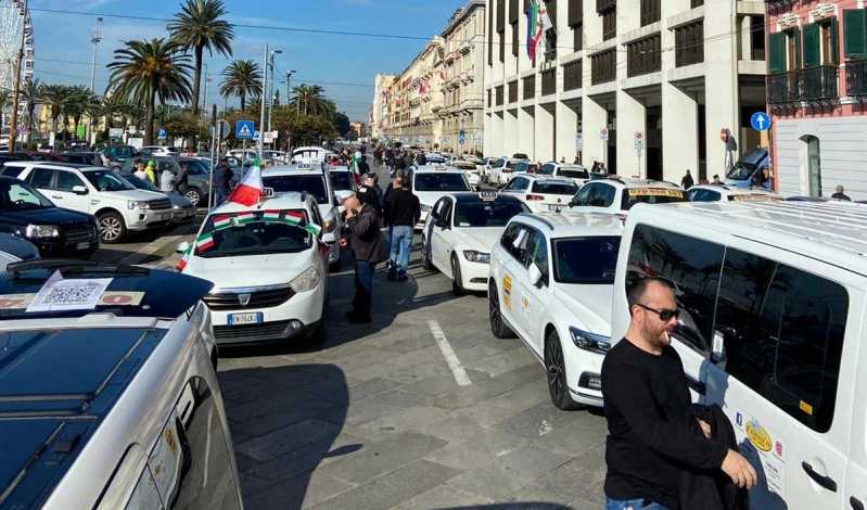 Taxi Cagliari Via Roma