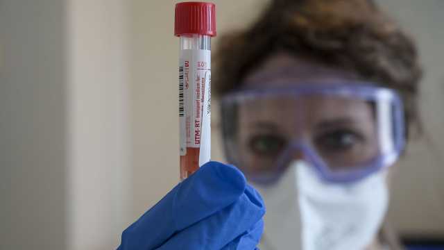 Omicron, terzo caso in Sardegna