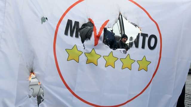 La bandiera del M5s