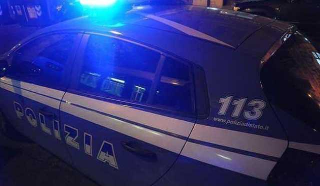 Intervento della polizia in viale Bonaria