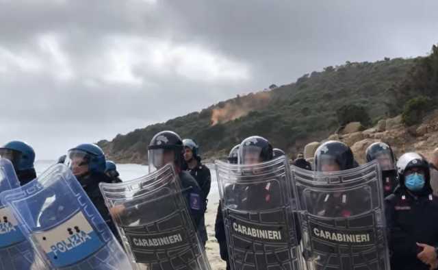 Corteo antimilitarista Teulada
