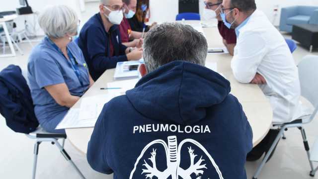 Riunione di medici in Sardegna