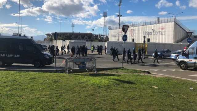 L'ingresso del settore ospiti presidiato 