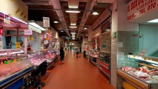 Via Quirra mercato