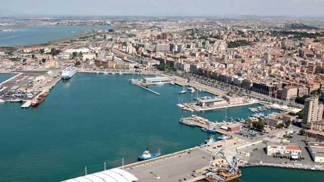 Il porto di Cagliari 