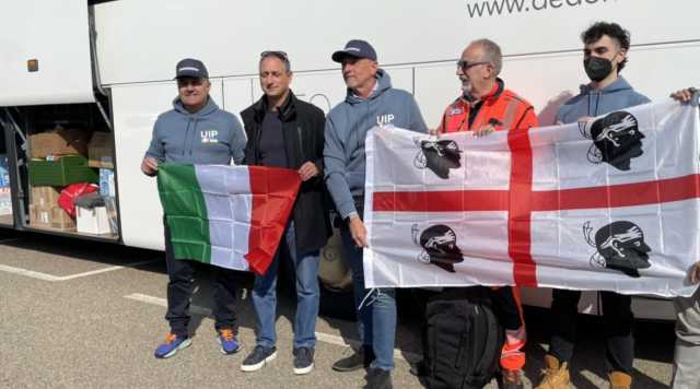 Il gruppo in partenza