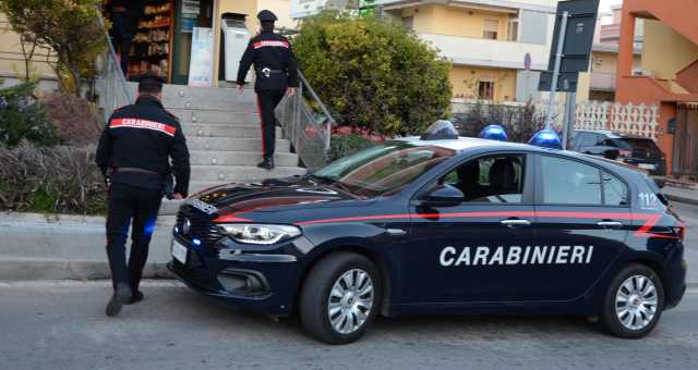 Carabinieri a Carbonia 