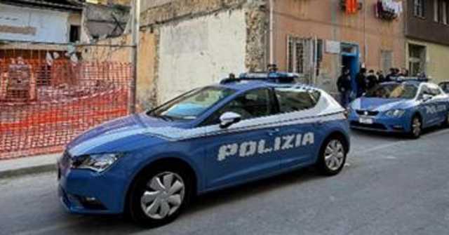 Auto della polizia a Sant'Avendrace