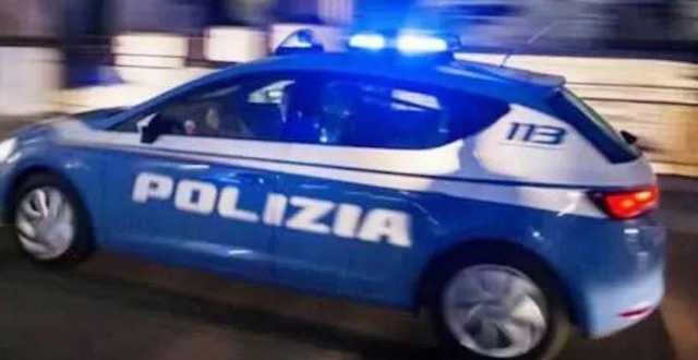 polizia auto corsa 113