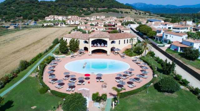 La piscina di cala Luas