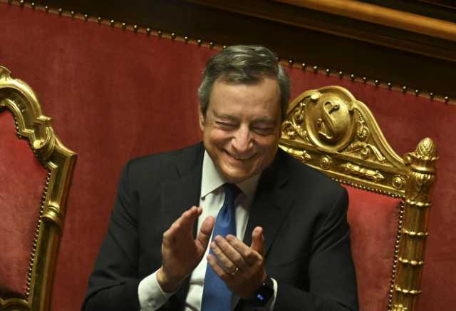 Draghi sorriso