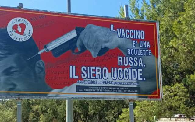 Covid, cartelloni anti vaccino a Oristano: Adiconsum presenta un esposto urgente ad Antitrust 