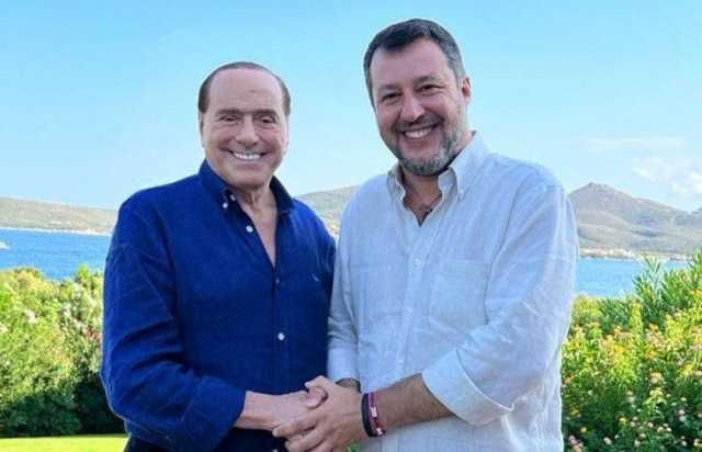 Salvini da Berlusconi in Sardegna: l'incontro tra i due a Villa Certosa
