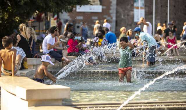 fontana caldo