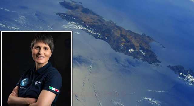 Samantha Cristoforetti saluta la Sardegna dallo spazio