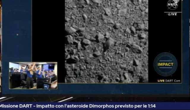 Dart ha colpito l'asteroide: arrivate le prime immagini dalla sonda italiana
