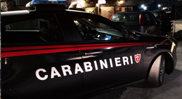 Samassi, aggredisce la madre a calci e pugni: bloccato dai carabinieri